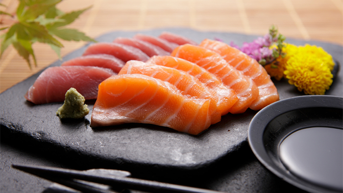 What is the Difference Between Sushi and Sashimi? | Lionfish San Diego